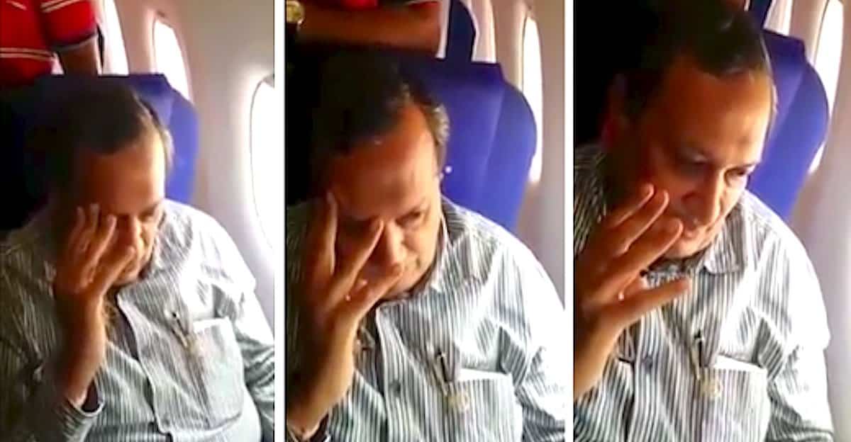 old-man-molested-girl-flight
