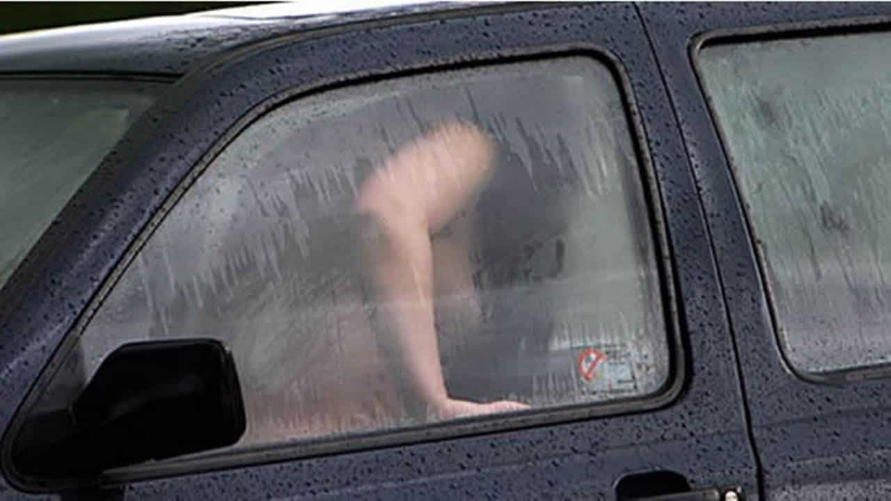 car-sex-cheating-1
