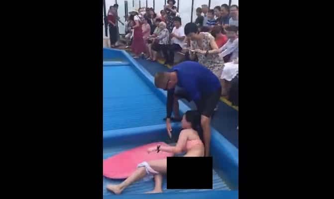 Surf fail: She lost her bikini